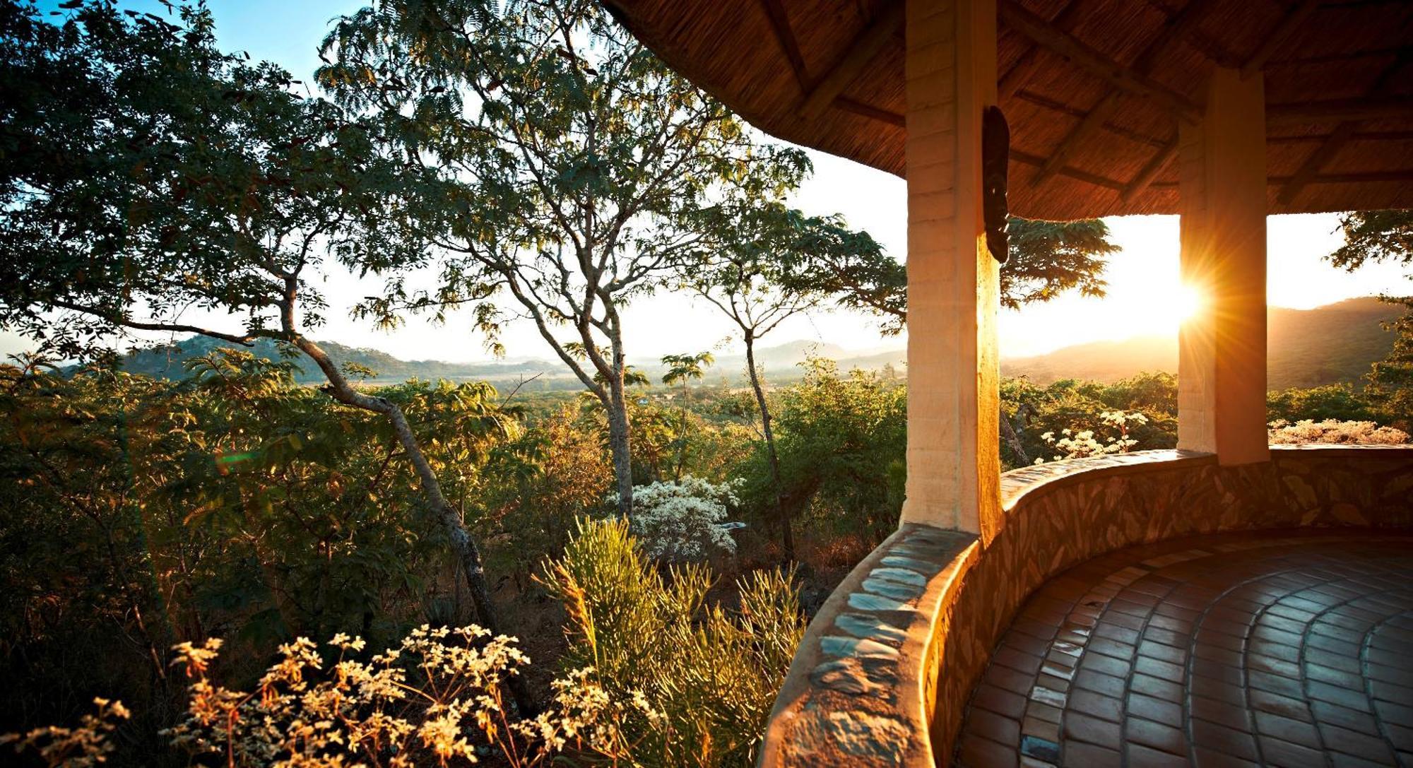 Musangano Lodge Odzi Buitenkant foto