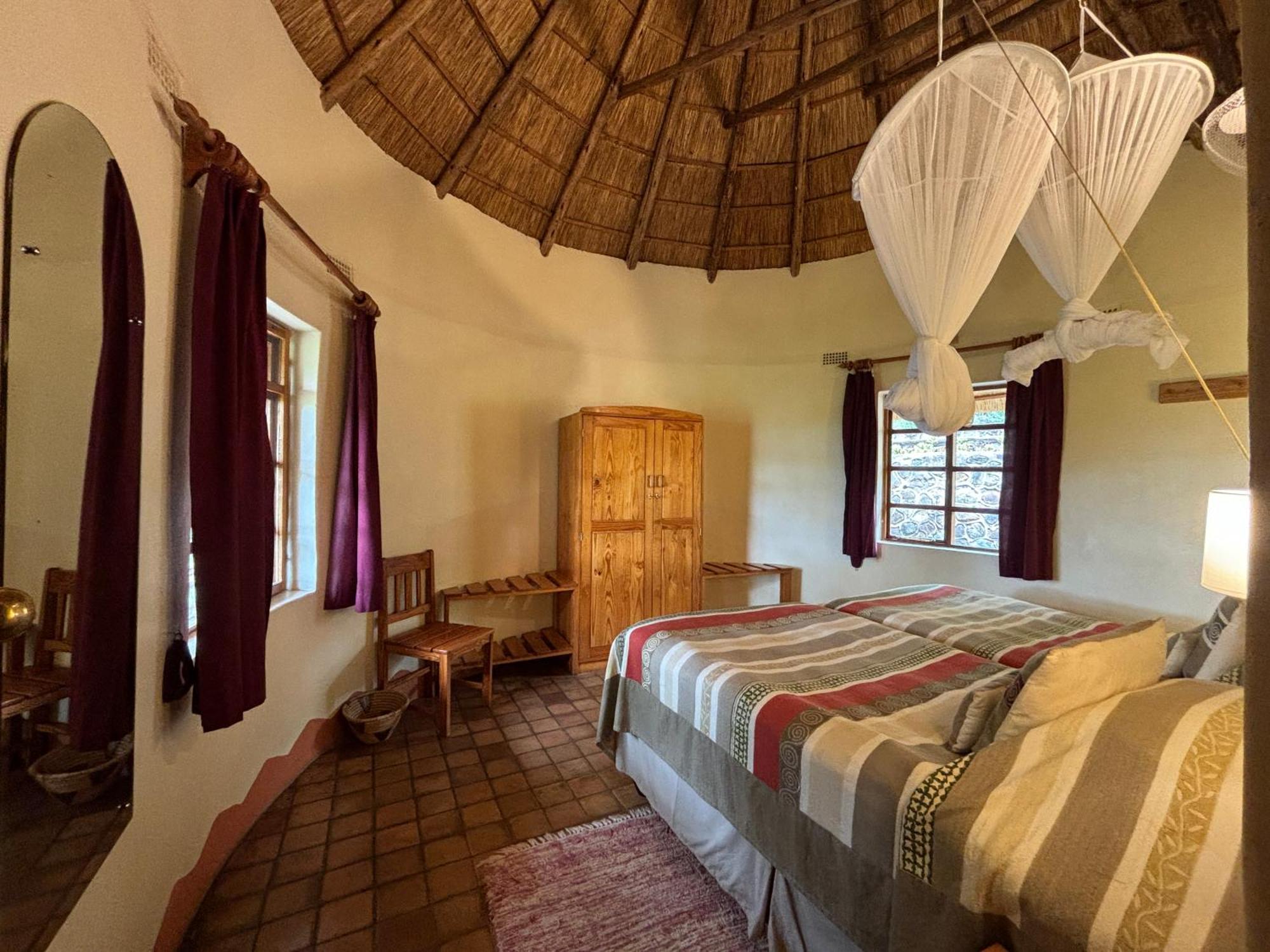 Musangano Lodge Odzi Buitenkant foto